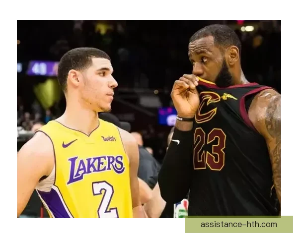 湖人新赛季首战大胜勇士 詹姆斯状态火热引关注