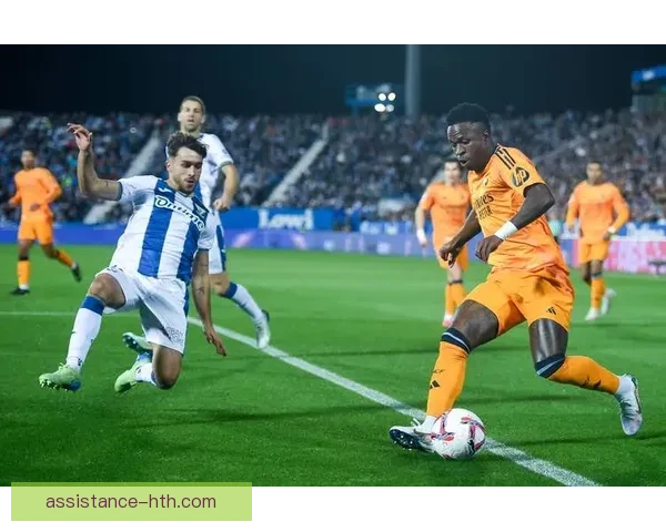 西甲联赛最新动态：皇马巴萨激烈争冠赛季各队实力对比分析